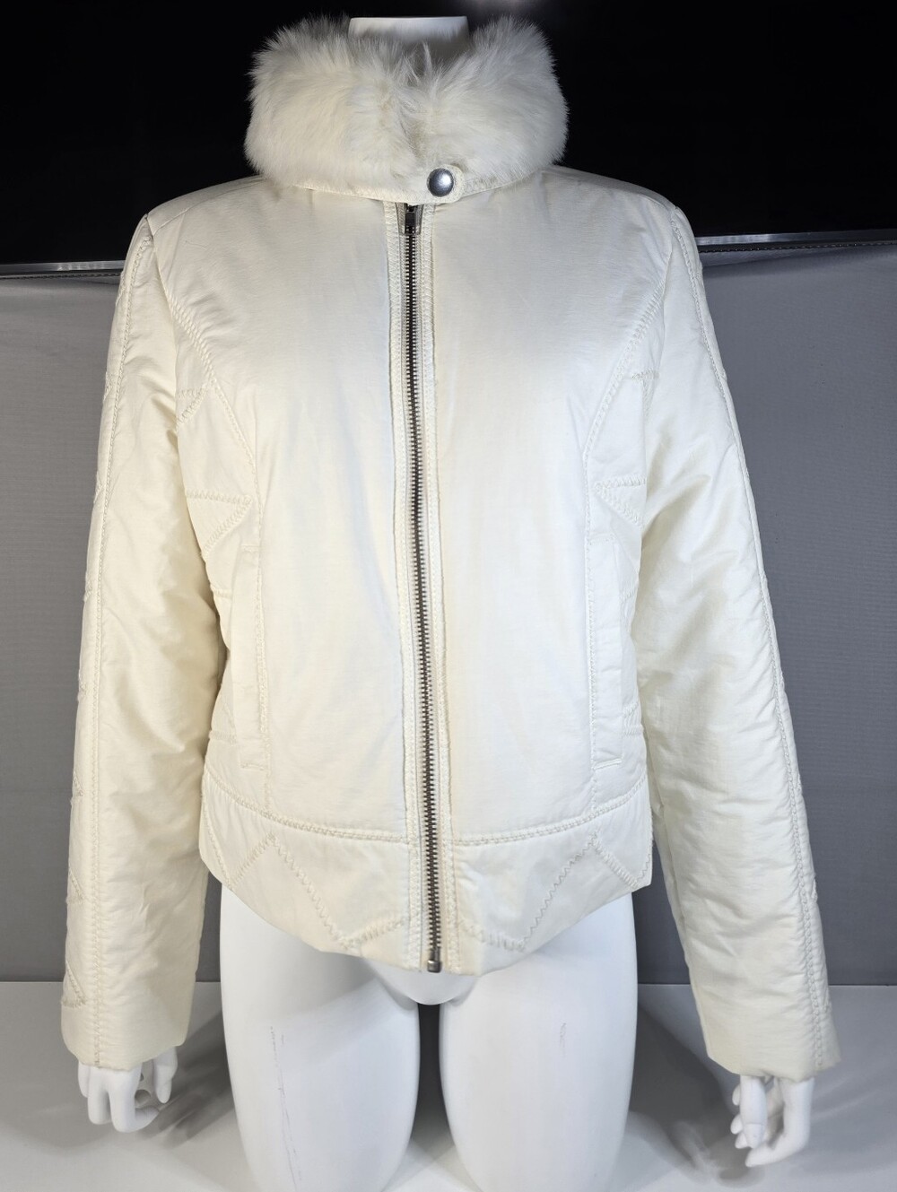 Gap Vintage Cream Faux Fur Removable Collar Puffer Jacket Size Large